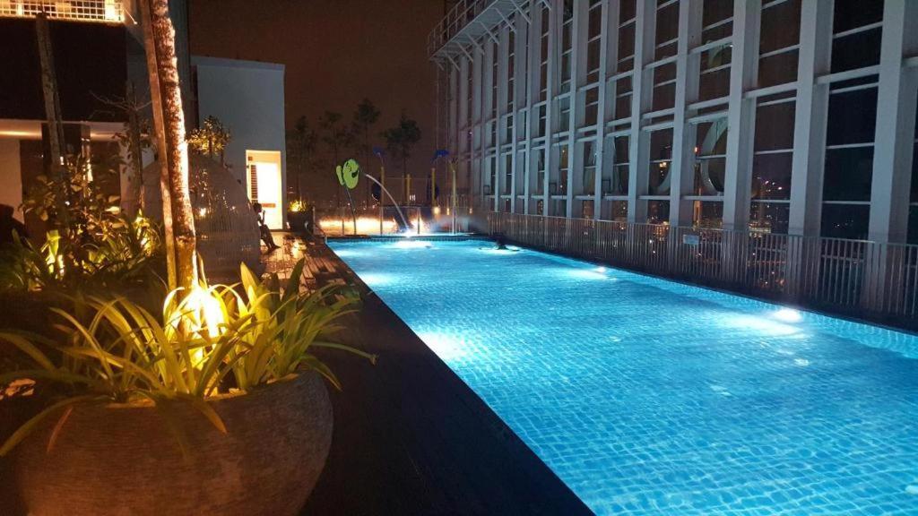 Suasana Suite Cozy Jb Town Johor Bahru Luaran gambar